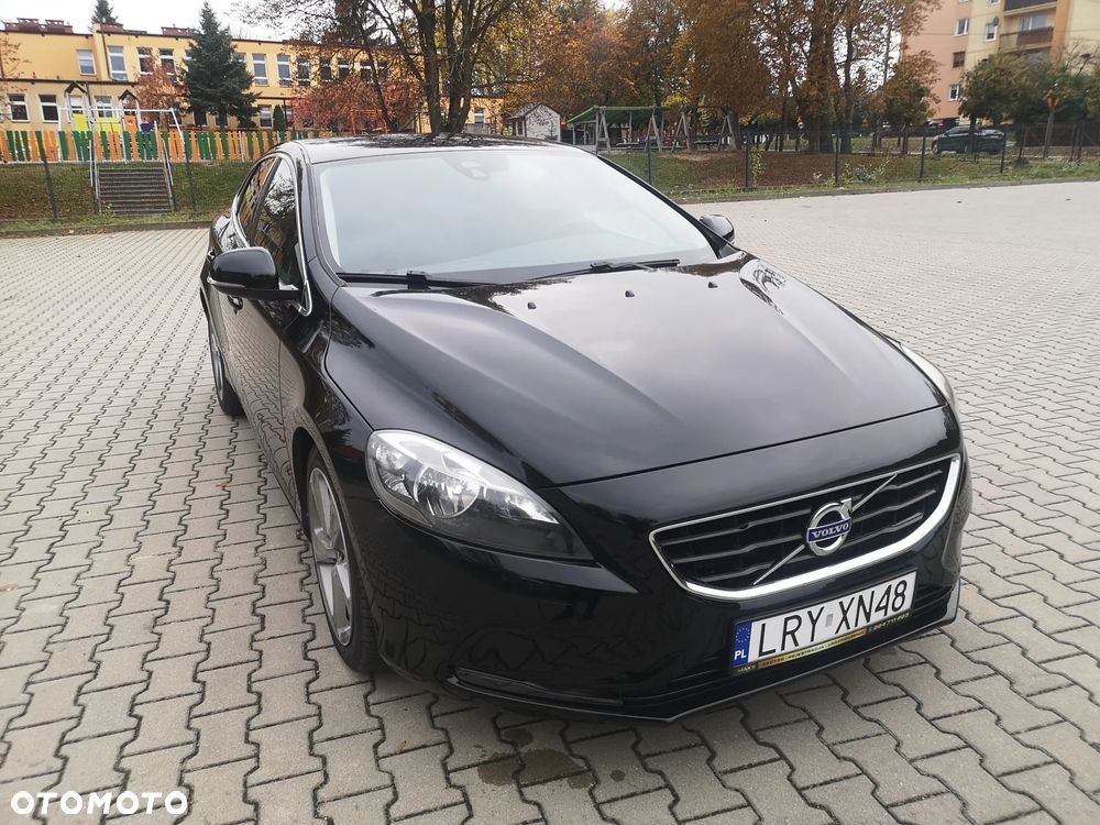 Volvo V40 T3 Momentum - 22