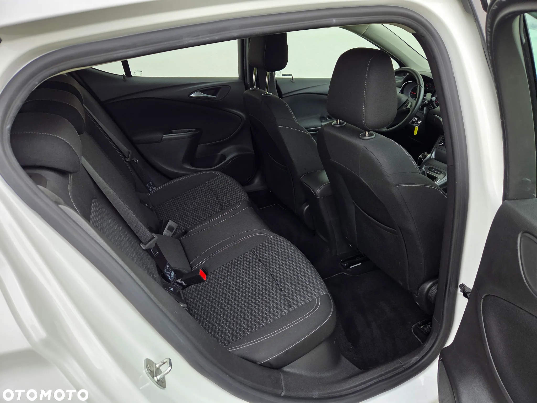 Opel Astra - 12