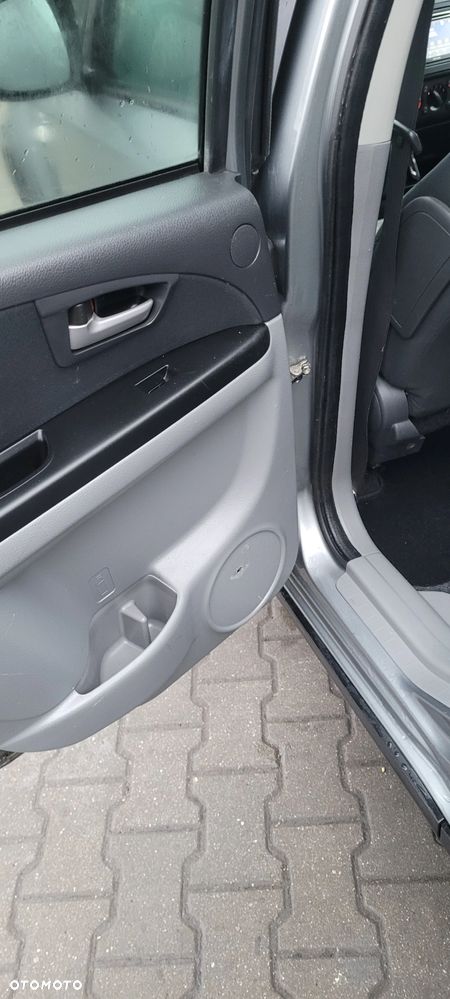 Suzuki SX4 1.9 DDiS DPF 4x4 Club - 14