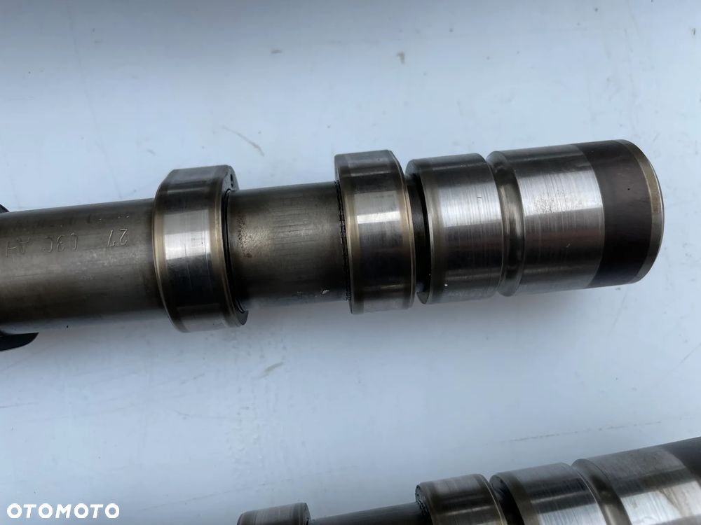 Pokrywa zaworów wałki rozrządu vw Golf V 03C103475 03CAS 03CAH - 7