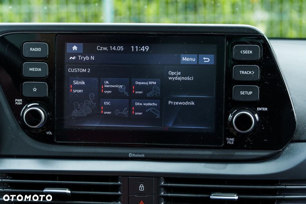 Hyundai i20 - 20