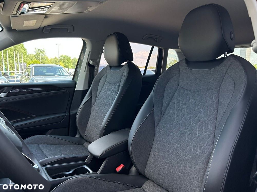 Volkswagen Tiguan - 7