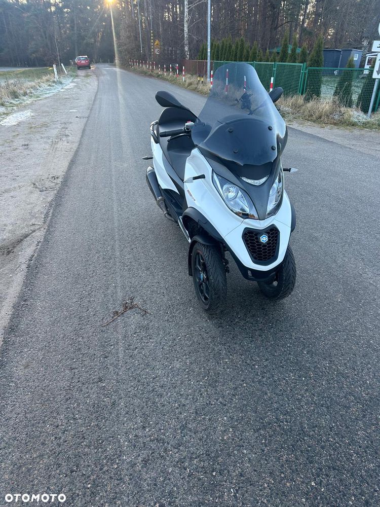 Piaggio MP-3 - 3