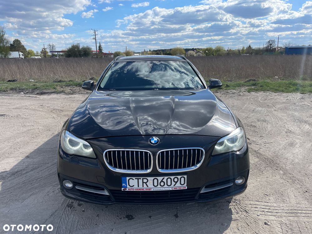 BMW Seria 5 525d Luxury Line - 3