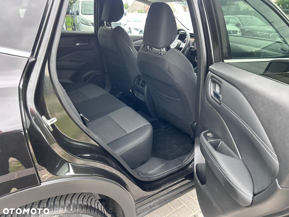 Nissan Qashqai 1.3 DIG-T MHEV N-Connecta Xtronic - 25