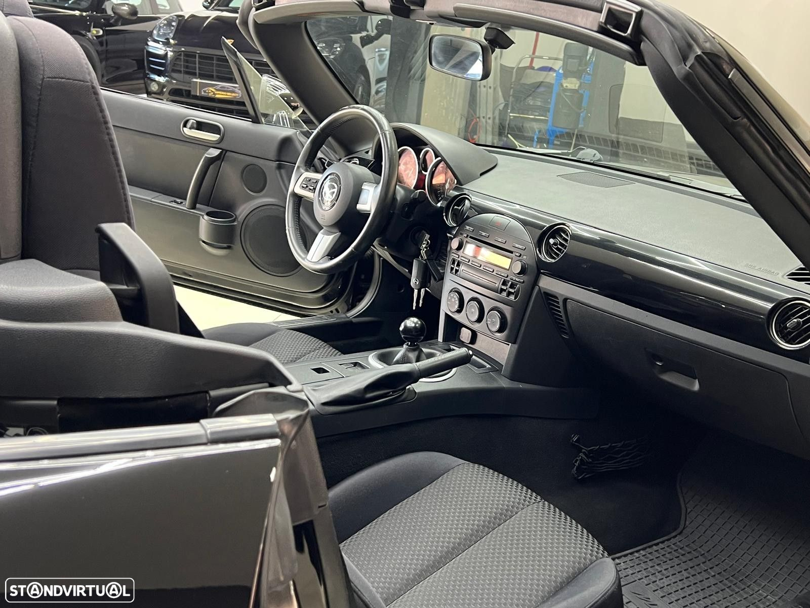 Mazda MX-5 1.8 MZR Emotion - 25