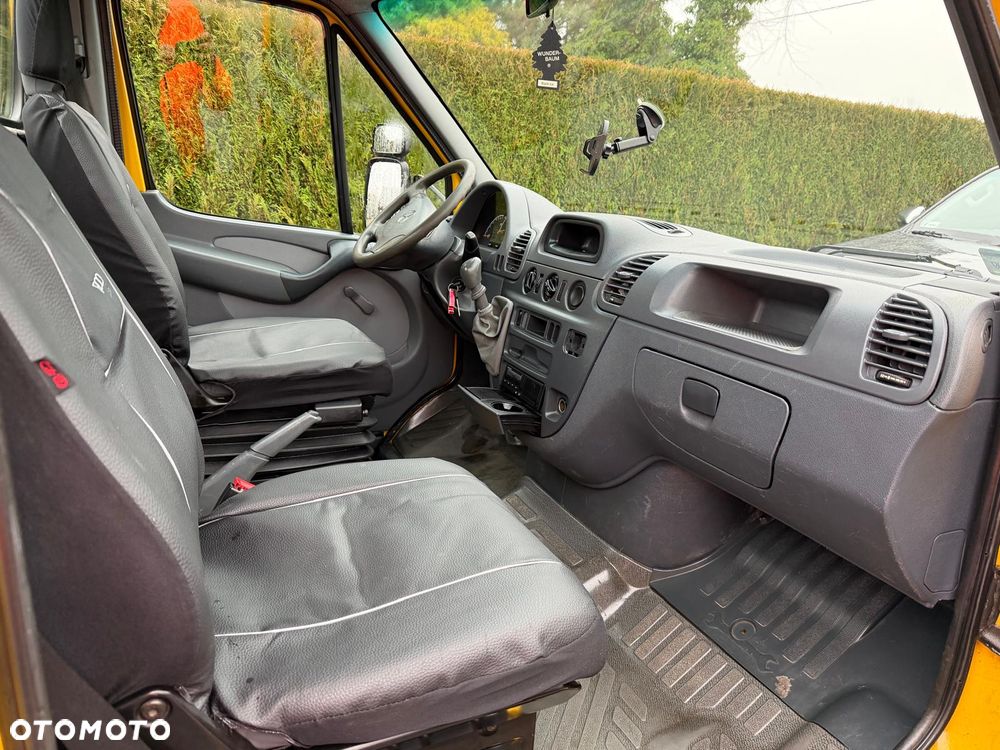 Mercedes-Benz Sprinter - 6