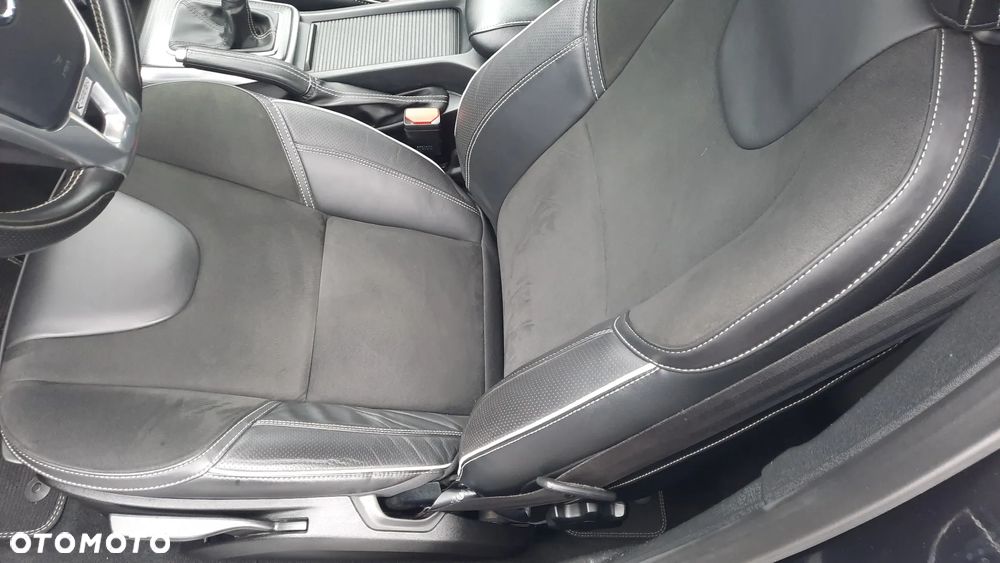 Volvo V40 D2 RDesign - 19