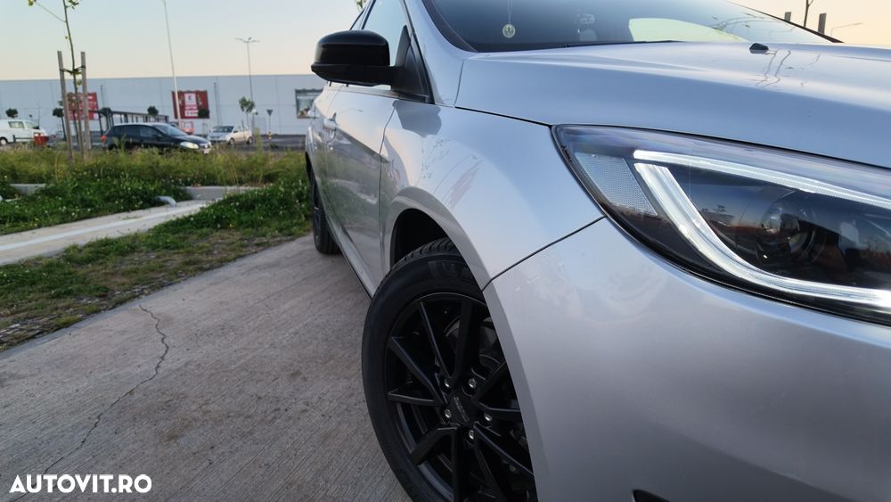 Ford Focus 1.0 EcoBoost Trend Edition - 5