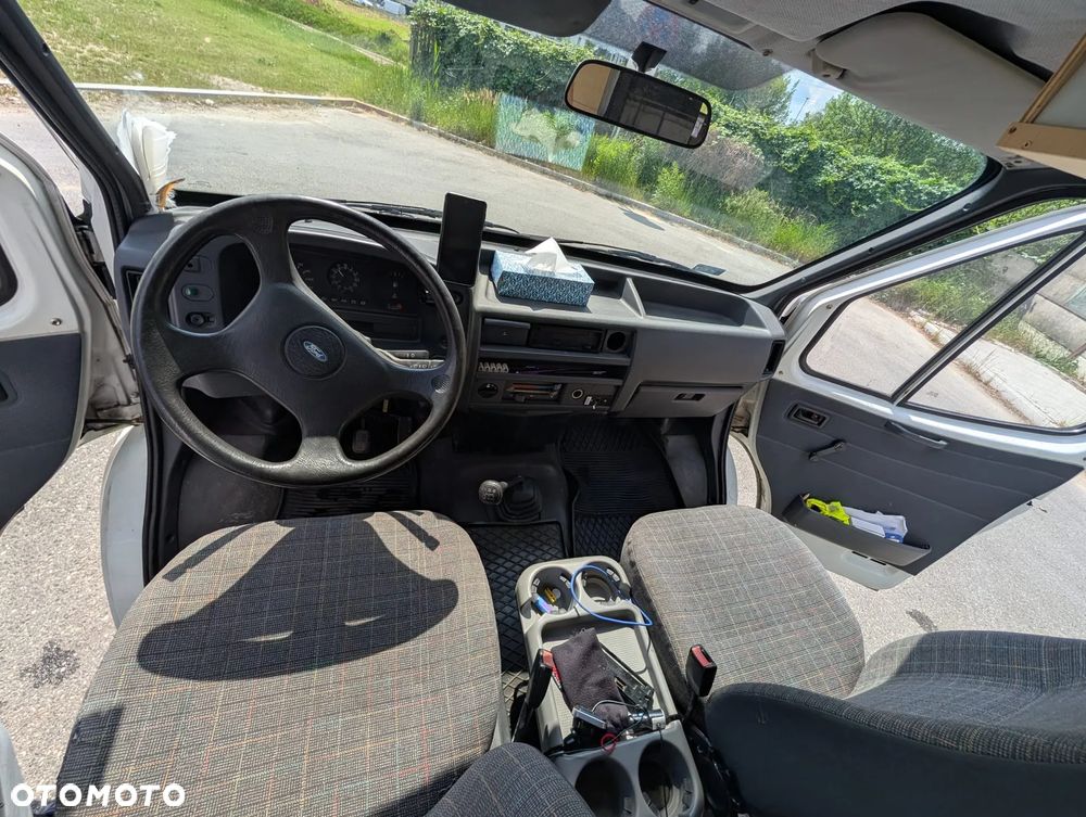 Ford transit - 15