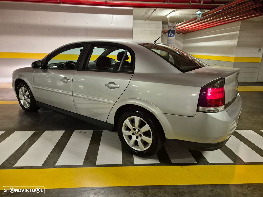 Opel Vectra 1.9 CDTi Elegance - 12