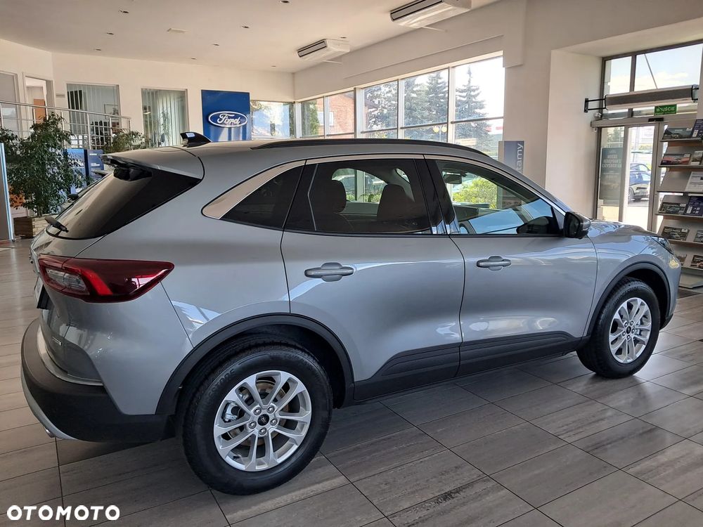 Ford Kuga 2.5 FHEV FWD Titanium eCVT - 8