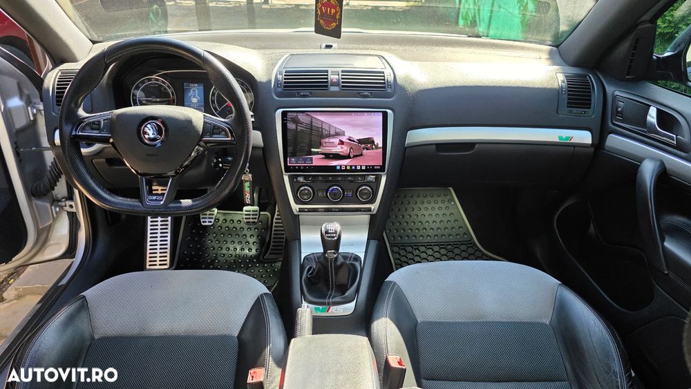 Skoda Octavia 2.0 TDI RS - 6
