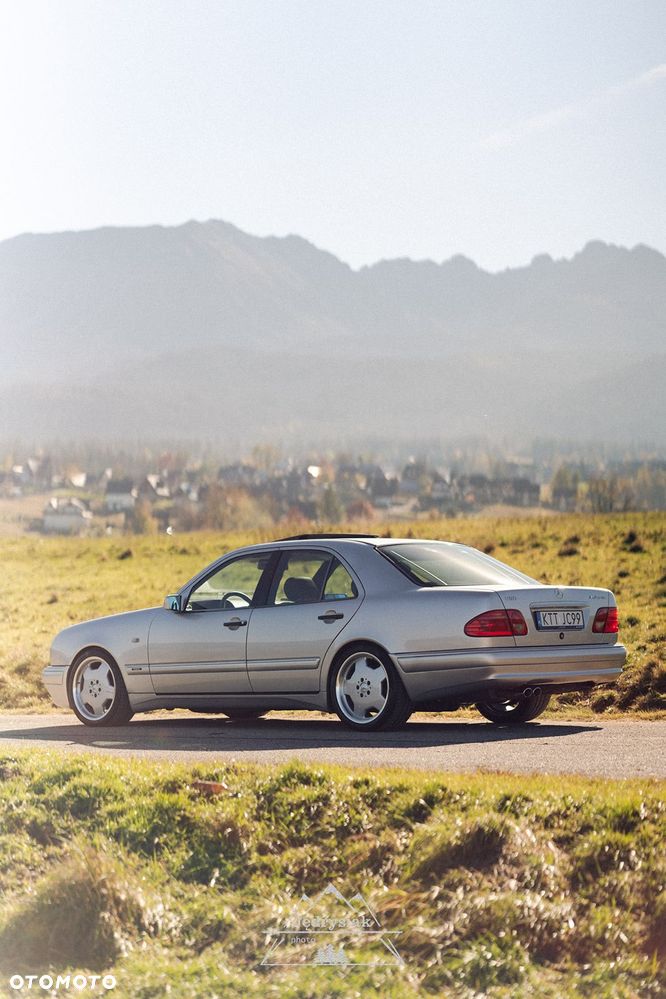 Mercedes-Benz Klasa E - 38