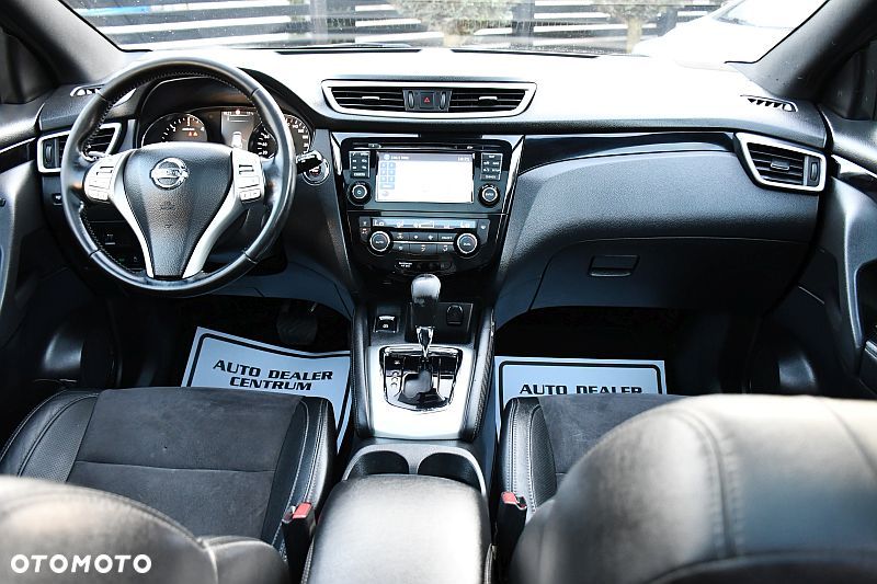 Nissan Qashqai 1.6 dCi Xtronic TEKNA+ - 26