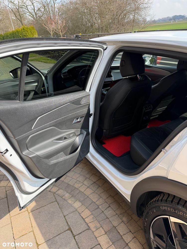 Peugeot 408 - 11