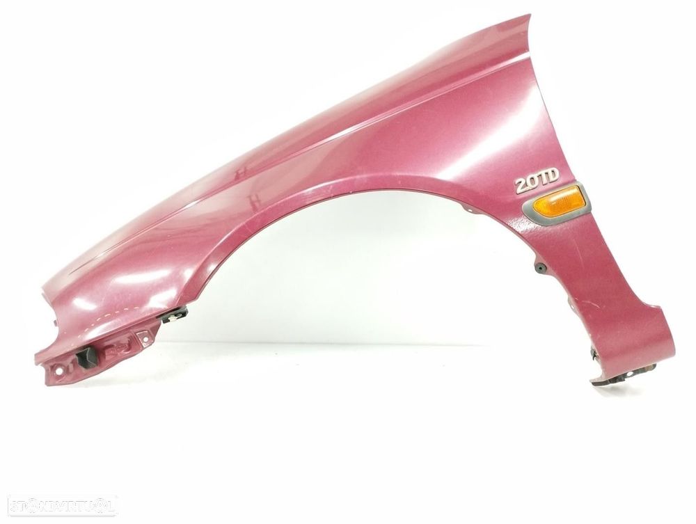 GUARDA-LAMAS FRONTAL ESQUERDO TOYOTA AVENSIS LIFTBACK 1999 - 3