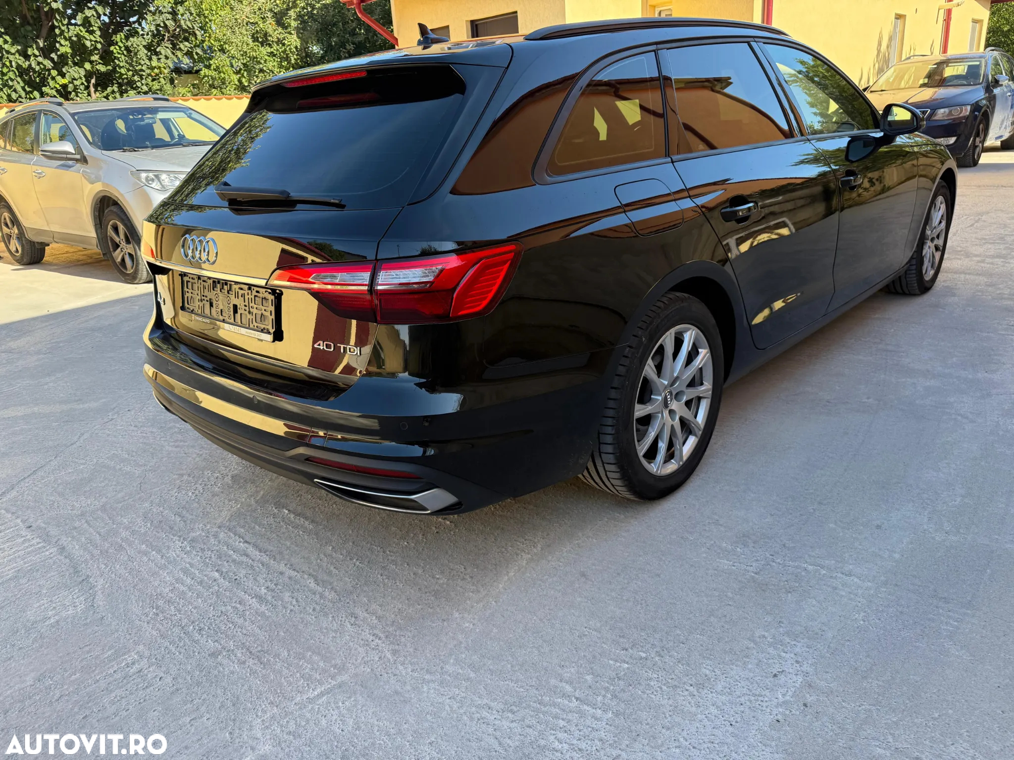 Audi A4 Avant 2.0 40 TDI S tronic Advanced - 22