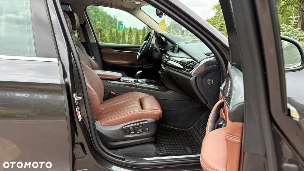 BMW X5 xDrive25d - 34