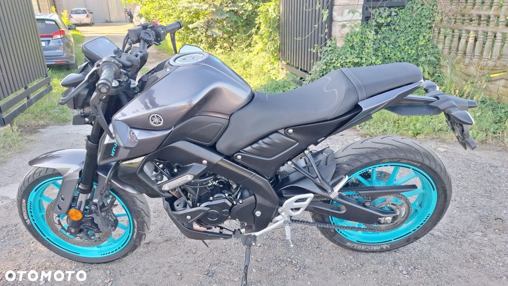 Yamaha MT - 21
