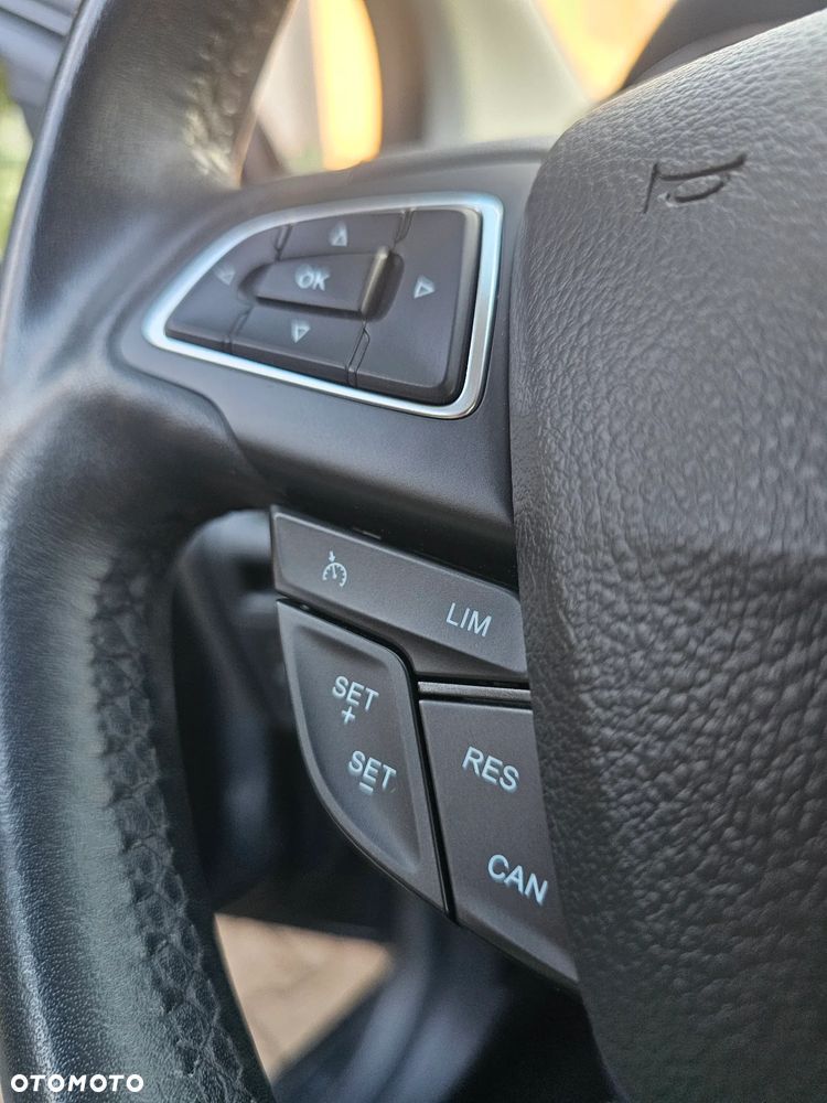 Ford Focus 1.5 EcoBlue Start-Stopp-System TITANIUM STYLE - 29