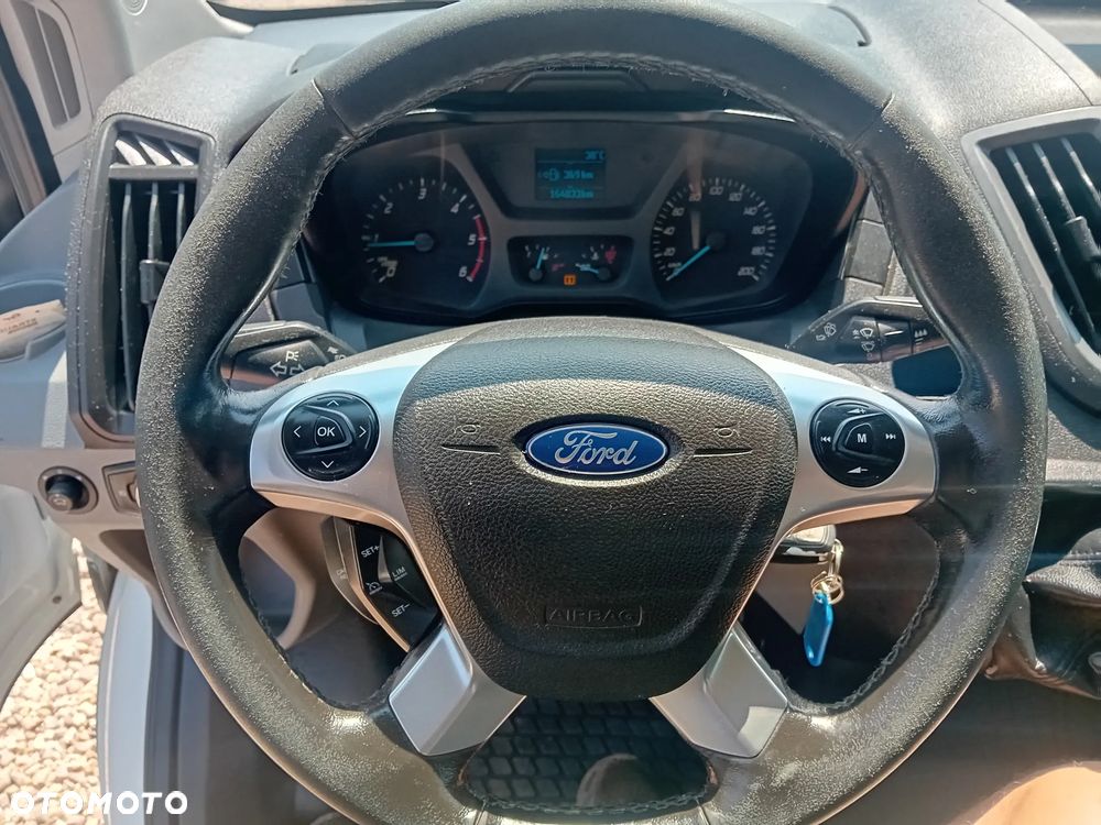 Ford Transit - 24
