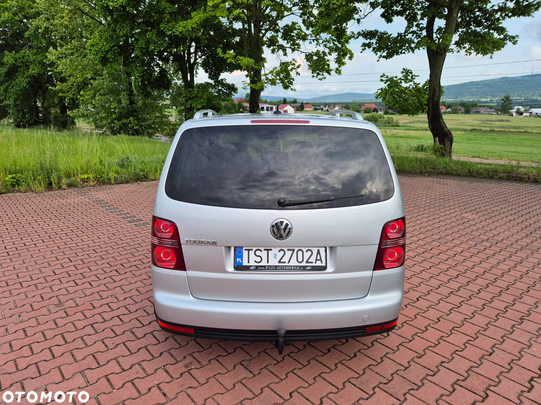Volkswagen Touran 1.6 Conceptline - 11