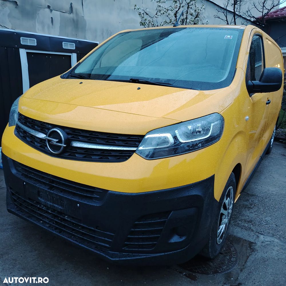 Opel Vivaro - 1