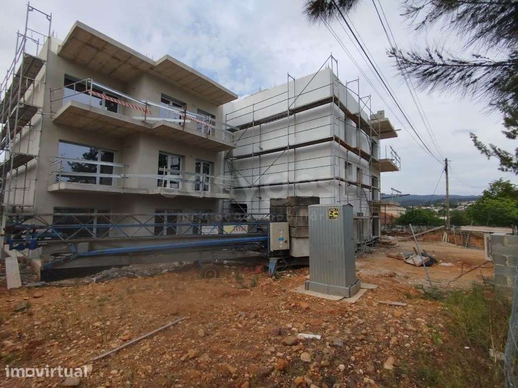 Apartamento T3 com terraço, jardim e garagem situado em Lordemão, C... - Grande imagem: 3/11