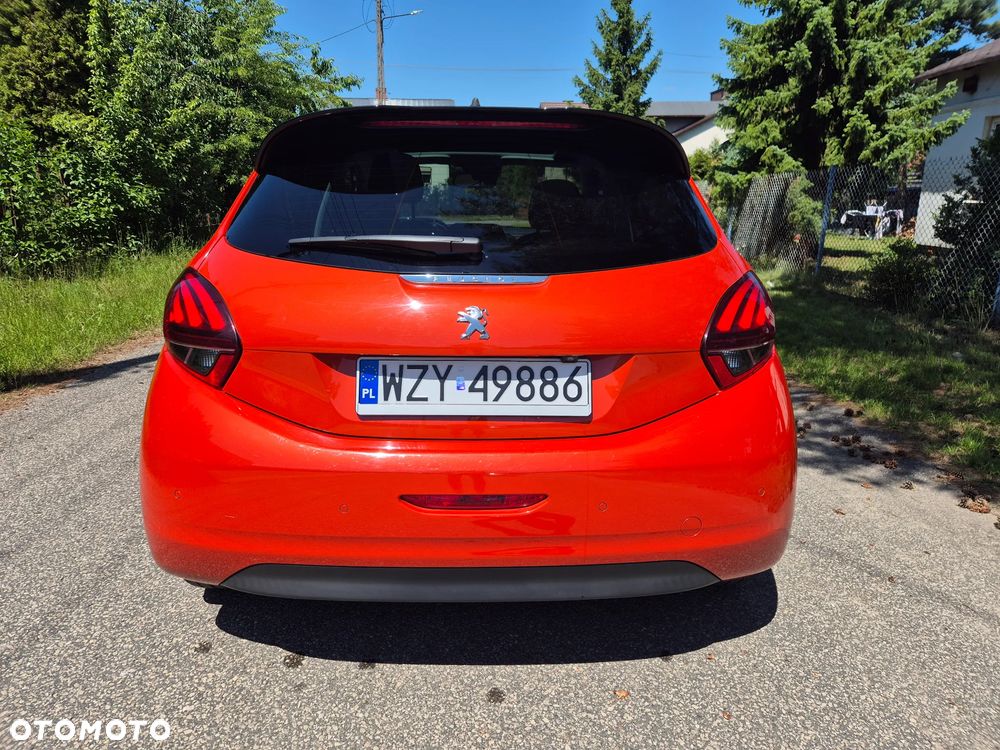 Peugeot 208 - 7