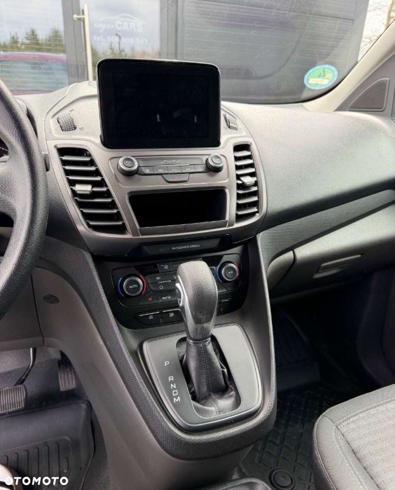 Ford Transit Connect - 10