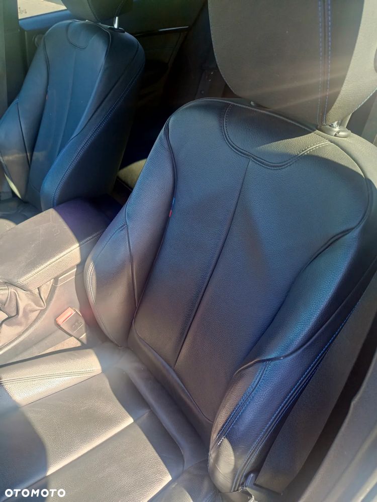 BMW Seria 3 320d DPF - 17