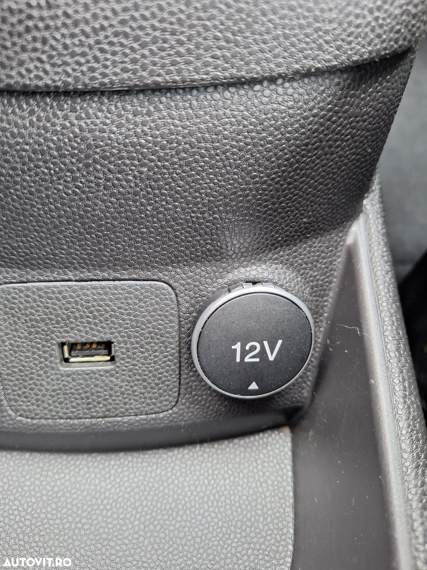 Ford Fiesta 1.5 TDCi SYNC Edition - 15