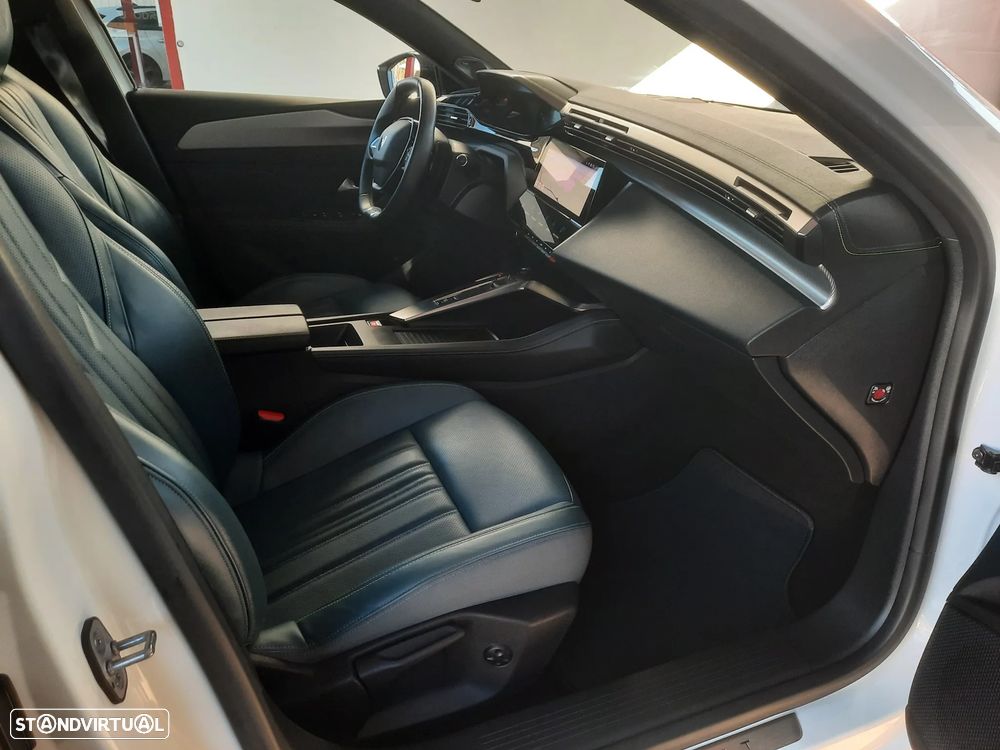 Peugeot 308 SW 1.6 Hybrid GT Pack e-EAT8 - 25