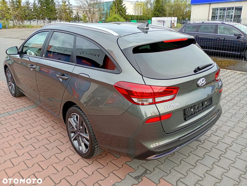 Hyundai i30 1.6 CRDI DCT EDITION 30 - 4