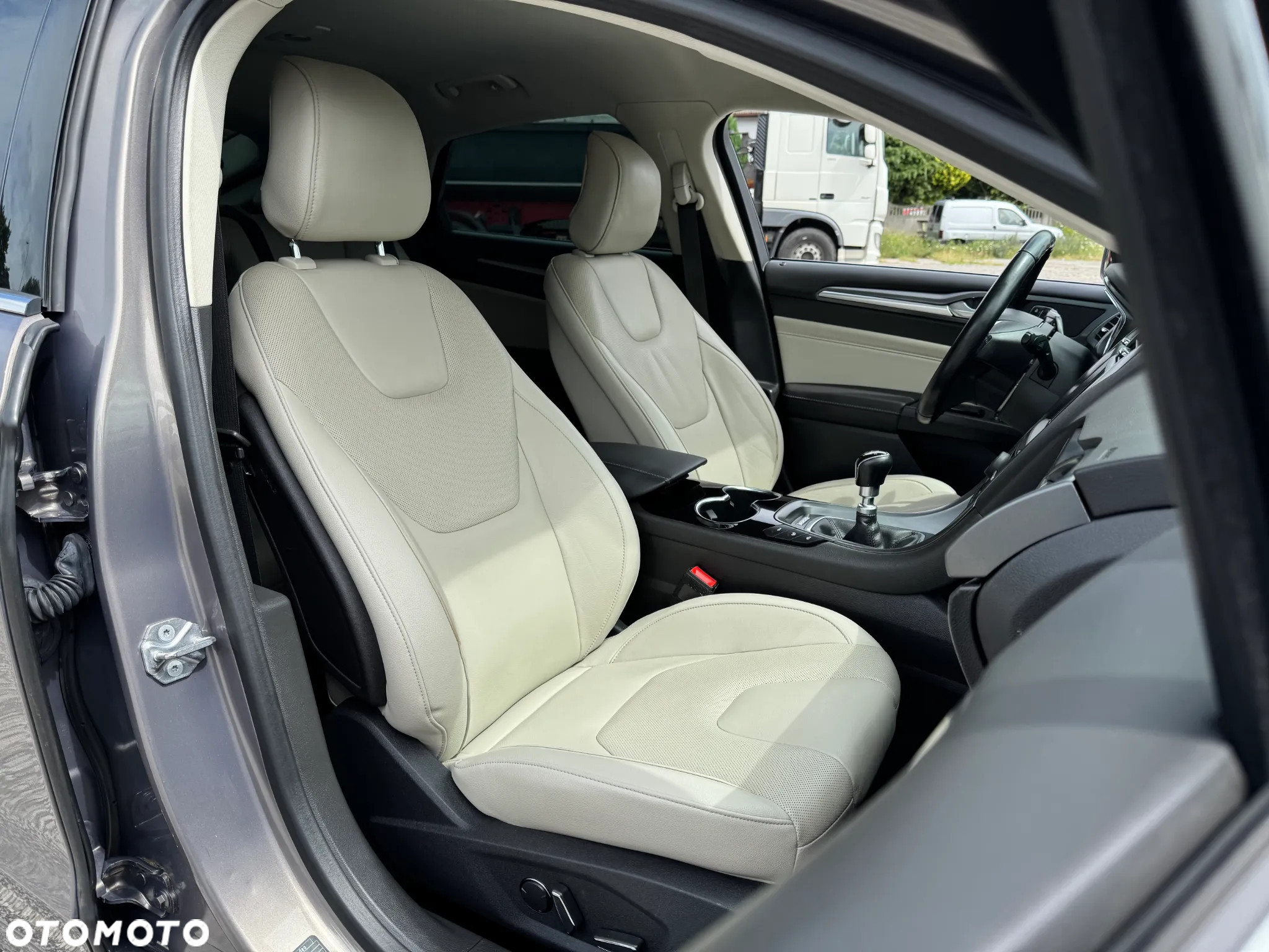 Ford Mondeo 2.0 TDCi Start-Stopp Business Edition - 28