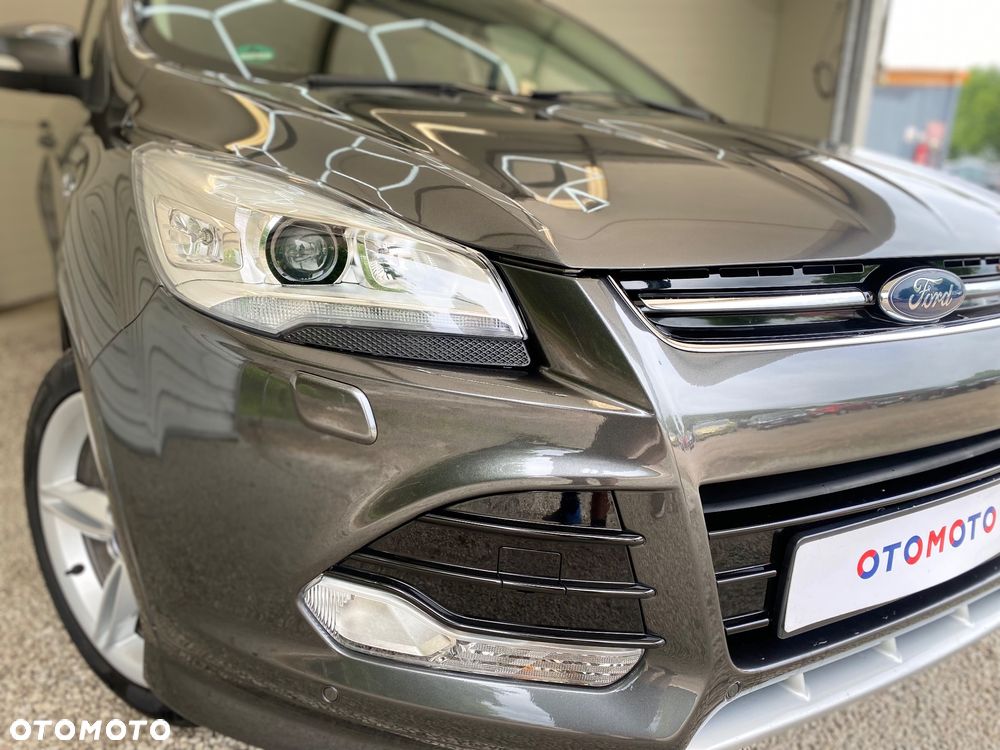 Ford Kuga 1.5 EcoBoost 2x4 Titanium - 20