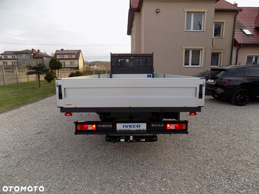 Iveco DAILY; 50C/18-POWER,12-PALET,PRZEBIEG; 17 TYŚ KM! - 4