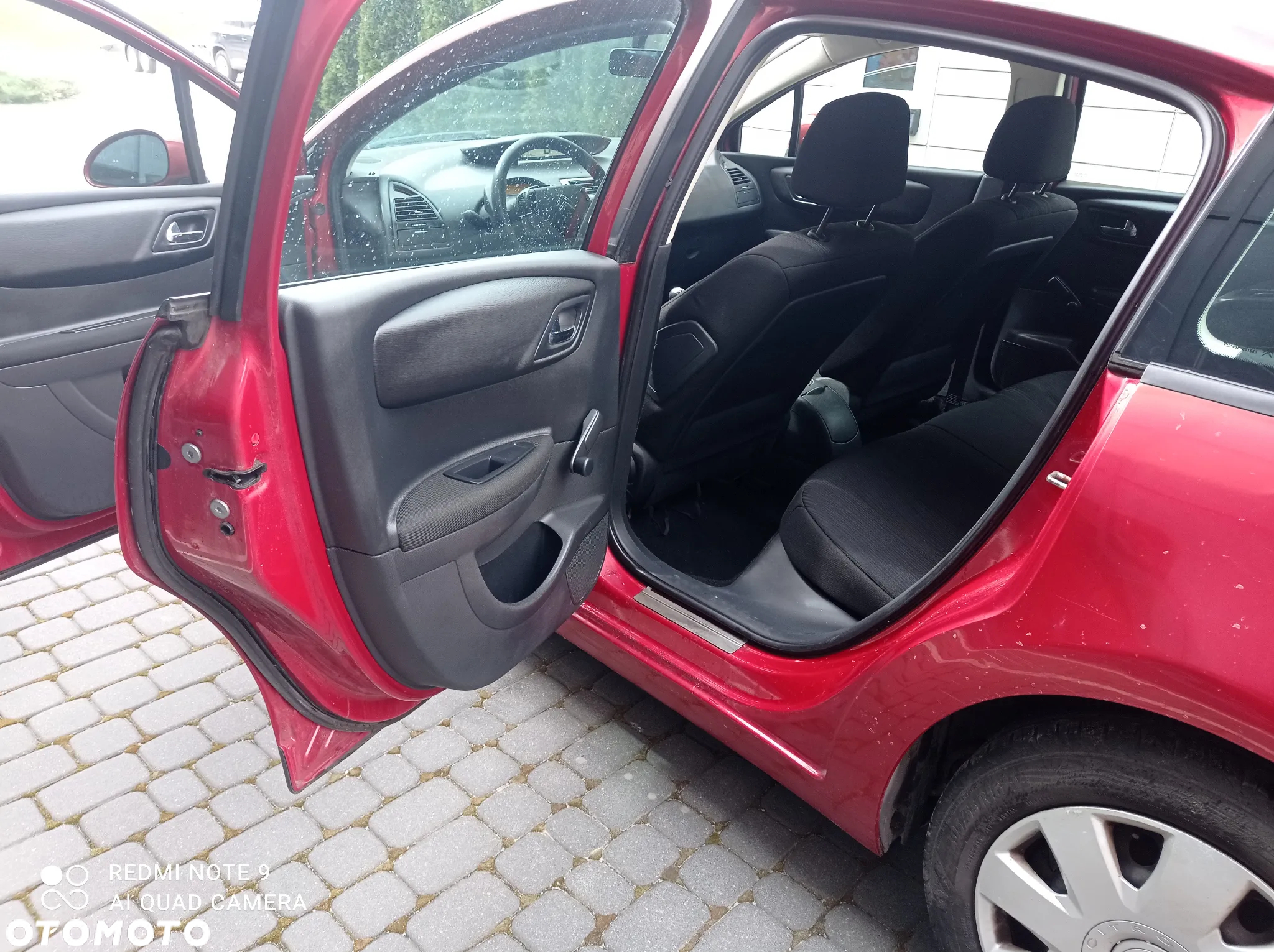Citroën C4 1.4 16V Style - 6