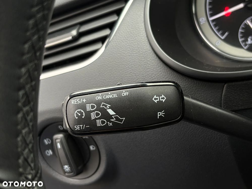 Skoda Octavia 1.5 TSI ACT DSG Ambition - 25