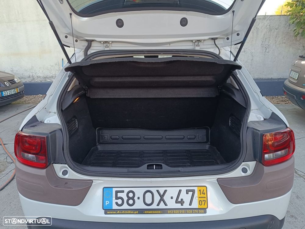 Citroën C4 Cactus 1.6 BlueHDi Shine ETG6 - 16