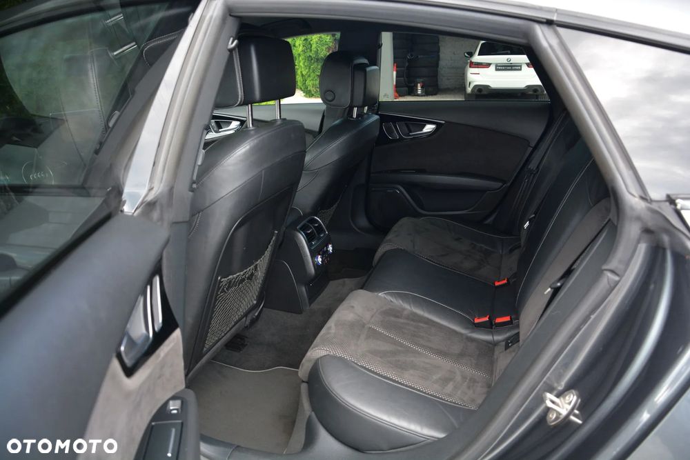 Audi A7 Sportback 2.0 TFSI S tronic - 17