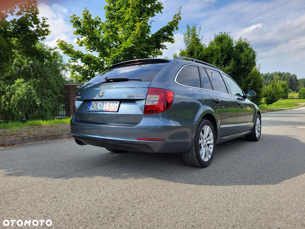 Skoda Superb 2.0 TDI DSG Active - 11