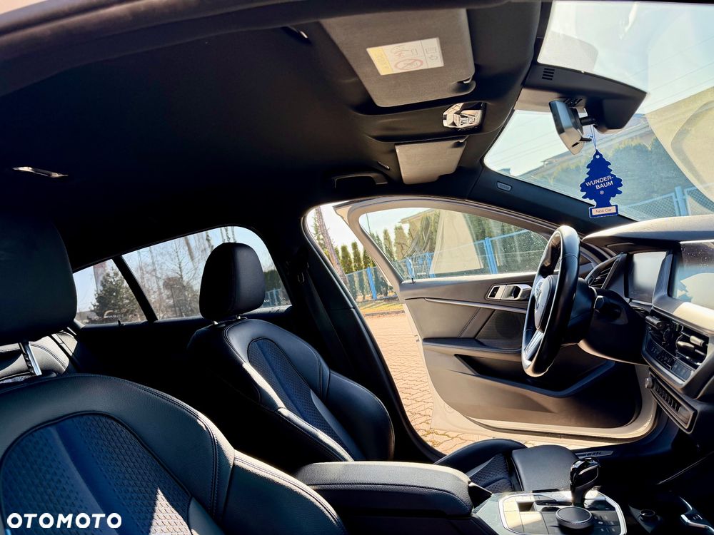 BMW Seria 1 118d Edition M Sport Shadow - 27