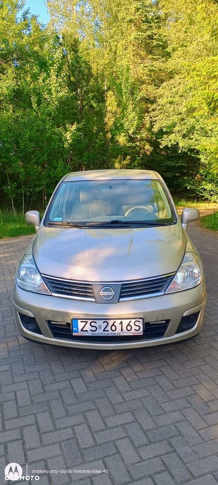 Nissan Tiida 1.6 Visia - 1