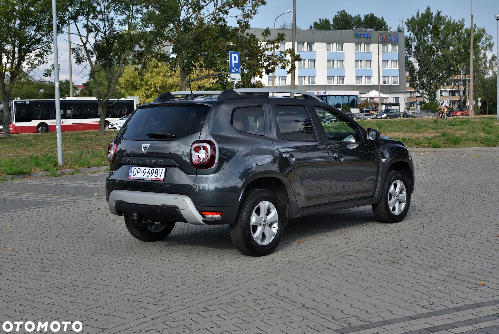 Dacia Duster 1.6 SCe Comfort - 6