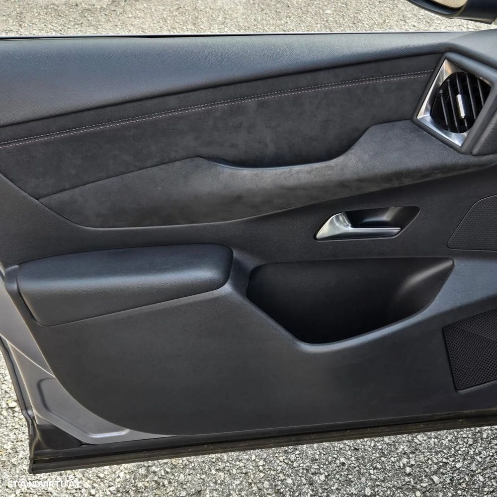 DS DS3 Crossback E-TENSE PERFORMANCE LINE - 25