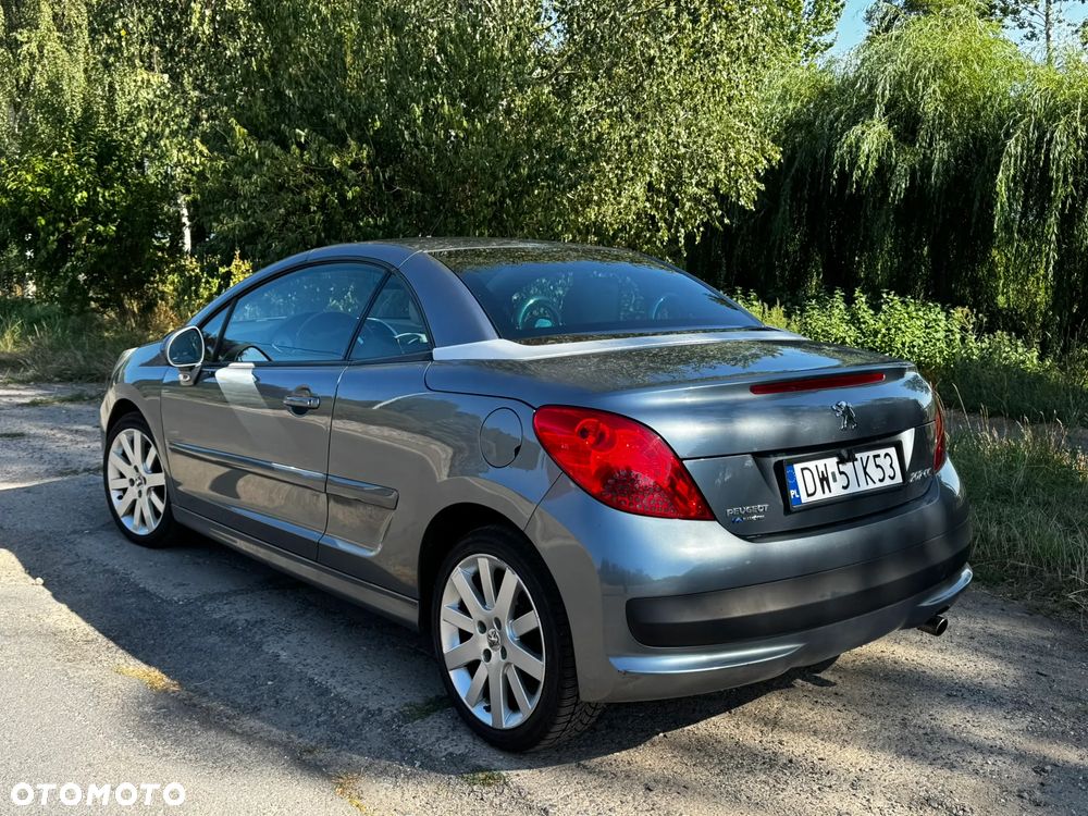 Peugeot 207 CC - 6