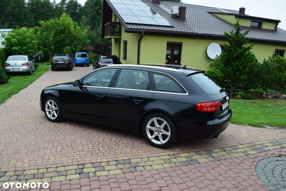 Audi A4 Avant - 4