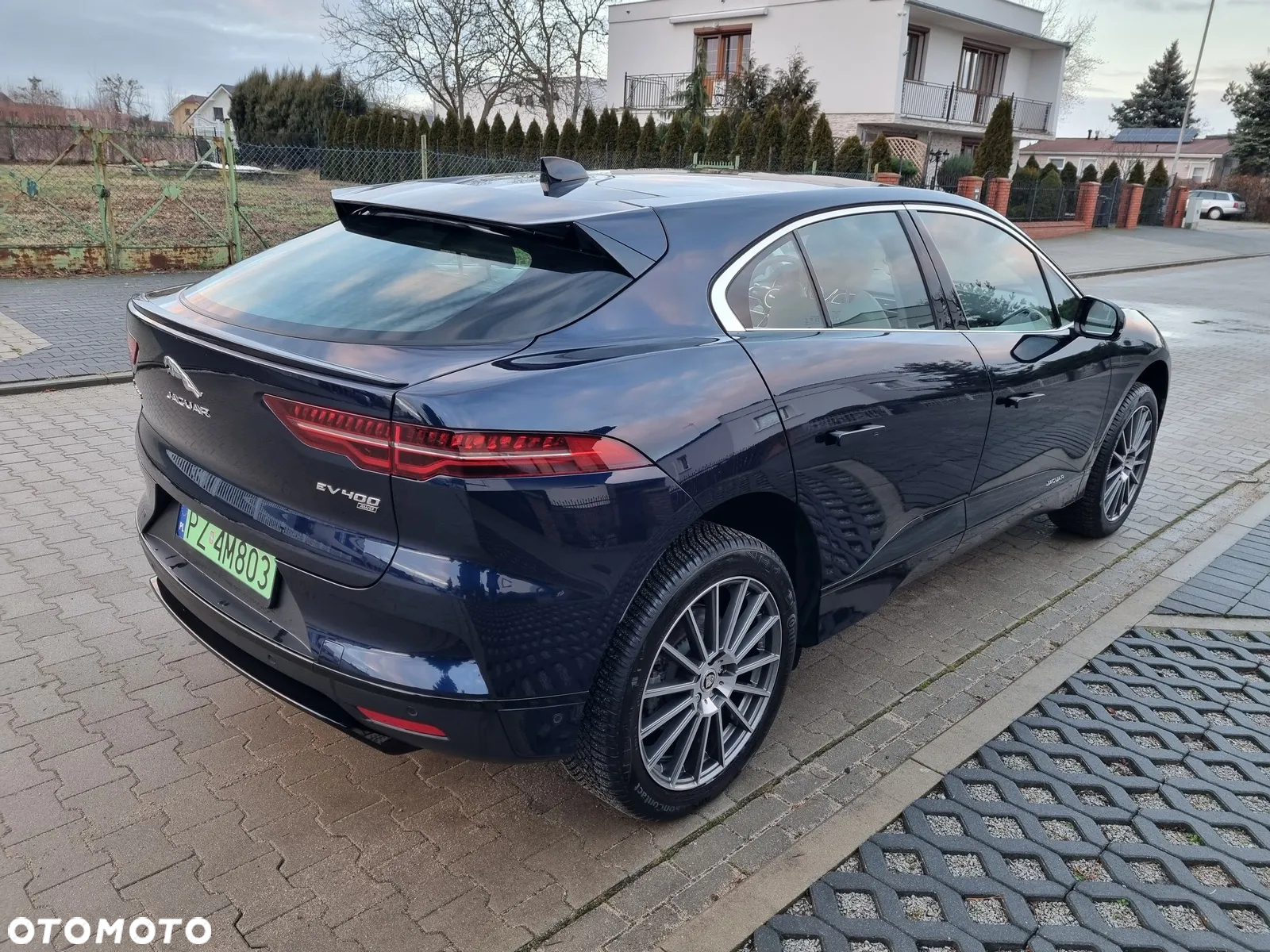 Jaguar I-Pace EV400 AWD S - 4